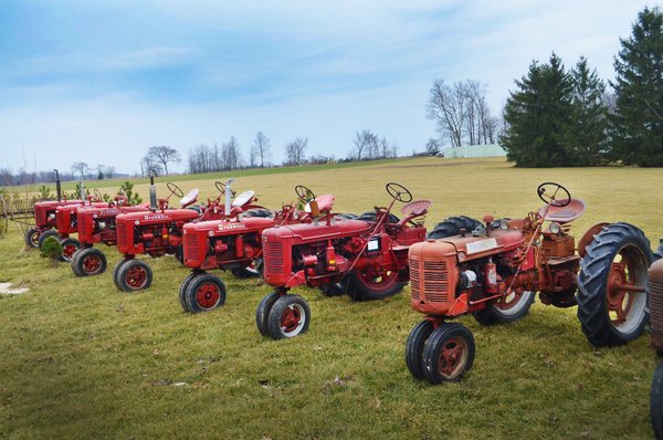 PERSONAL PROPERTY & ANTIQUE TRACTORS AUCTION IN HUNTINGTON COUNTY, INDIANA